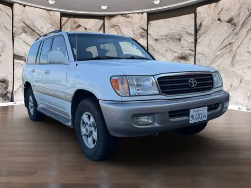 Used 2000 Toyota Land Cruiser AWD/4WD image 3