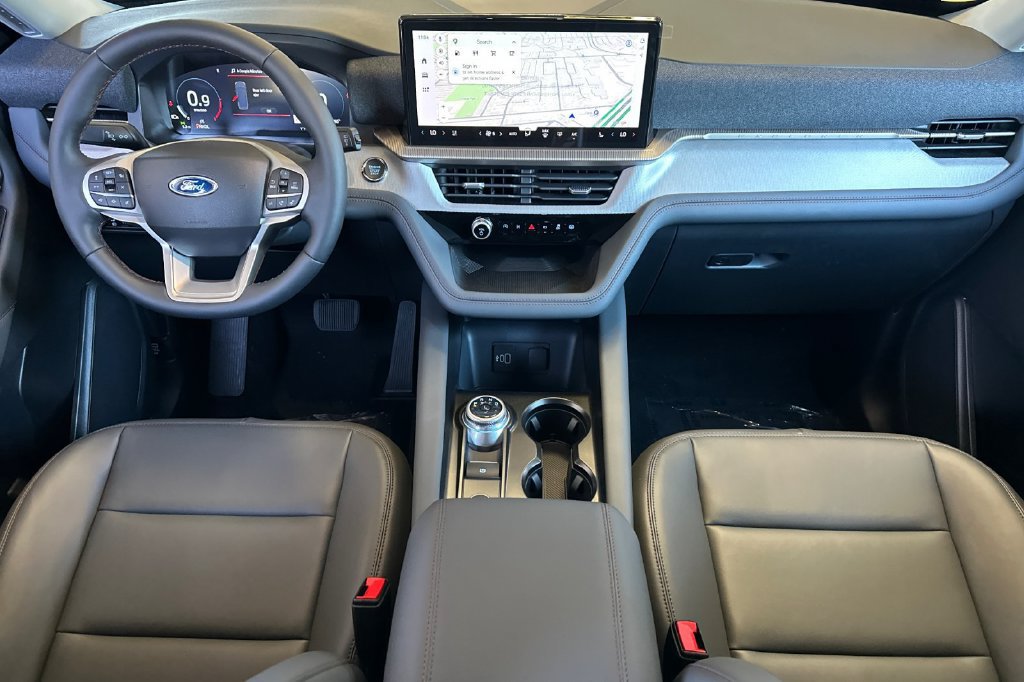New 2026 Ford Explorer Active w/ Active Comfort Package RWD image 13