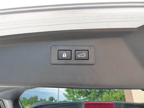 Used 2025 Subaru Outback Onyx Edition AWD/4WD image 43