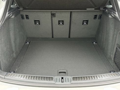 New 2026 Porsche Macan S image 18