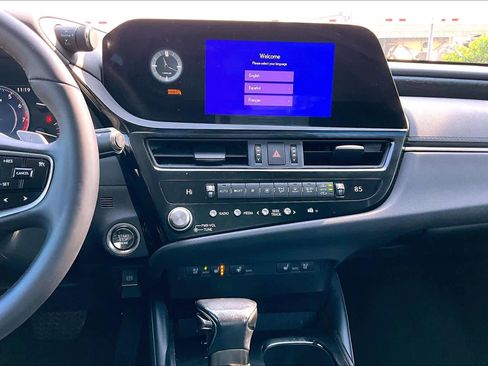 Used 2023 Lexus ES 350 w/ Premium Package image 7