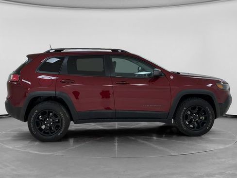 Used 2020 Jeep Cherokee Trailhawk w/ Comfort/Convenience Group AWD/4WD image 2