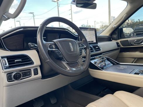 Used 2019 Lincoln Navigator L Reserve image 15
