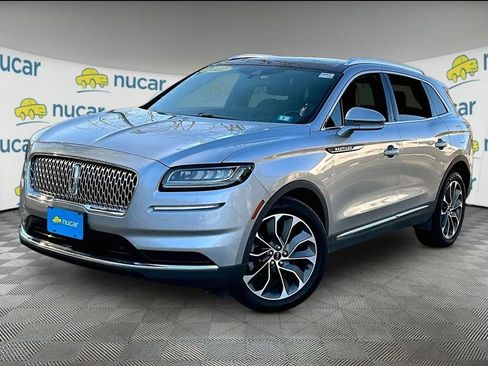 Used 2022 Lincoln Nautilus Reserve AWD/4WD image 3