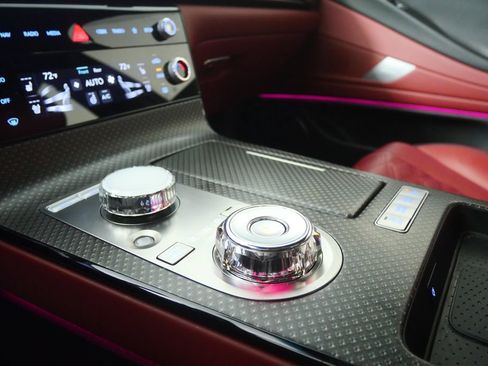 Used 2025 Genesis G80 3.5T Sport Prestige image 24