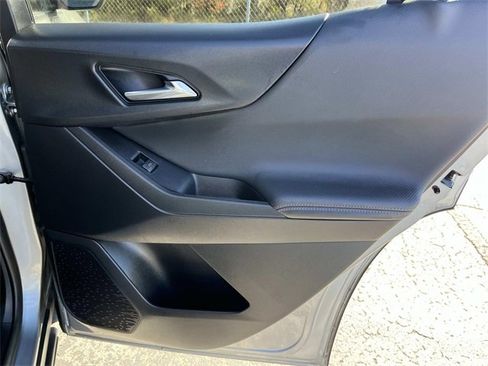 Used 2025 Chevrolet Equinox LT image 20