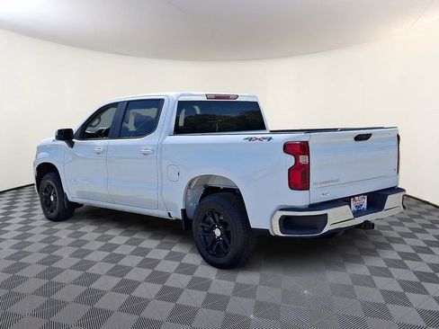 Used 2022 Chevrolet Silverado 1500 LT image 4