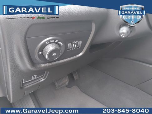 Used 2023 Jeep Grand Cherokee L Overland AWD/4WD image 27