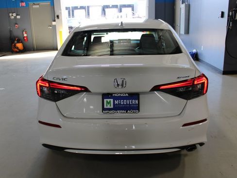 Used 2023 Honda Civic Sport image 21