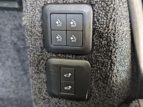 Used 2019 Land Rover Range Rover Supercharged image 20