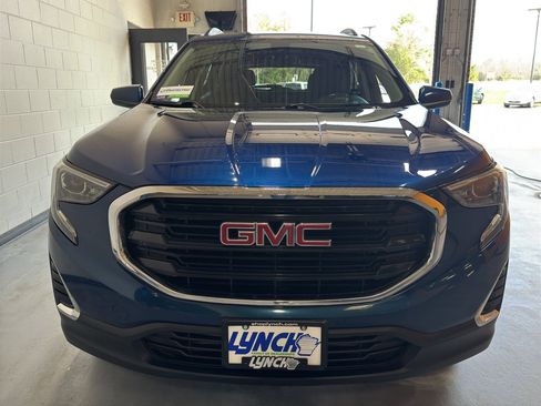 Used 2020 GMC Terrain SLE FWD image 8