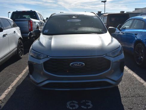 Used 2024 Ford Escape ST-Line image 2