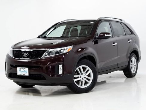 Used 2014 Kia Sorento LX FWD image 1