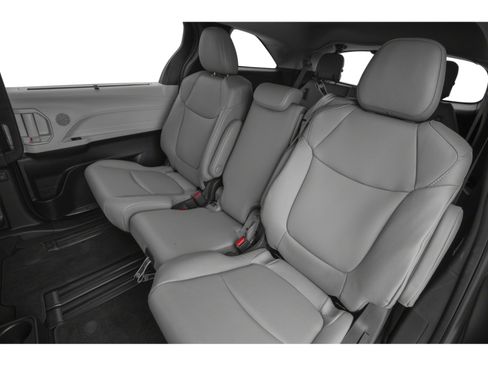New 2026 Toyota Sienna XLE FWD image 12