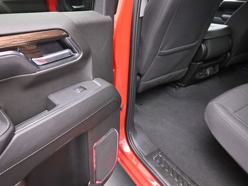 Used 2025 Chevrolet Silverado 1500 LT image 18