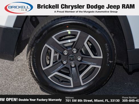 New 2026 Jeep Cherokee Laredo image 43