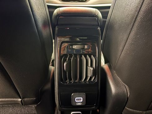 Used 2025 Jeep Compass Limited AWD/4WD image 35