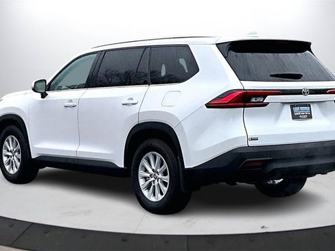 Used 2024 Toyota Grand Highlander Limited image 6