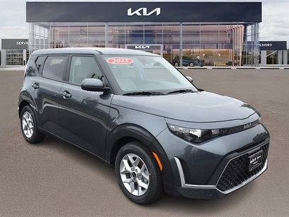 New 2025 Kia Soul LX w/ LX Technology Package