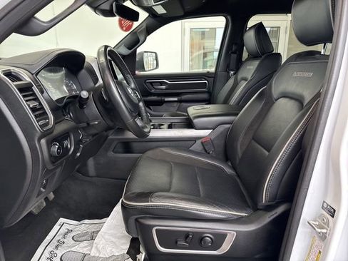 Used 2024 RAM 1500 Laramie image 15