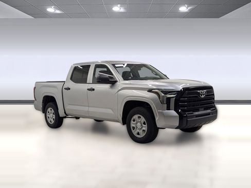 New 2026 Toyota Tundra SR image 6
