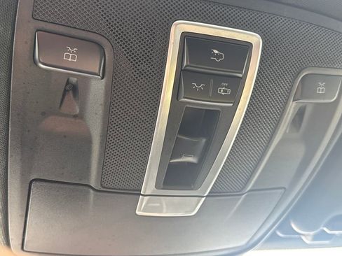 Used 2018 Mercedes-Benz GLE 350 4MATIC image 32