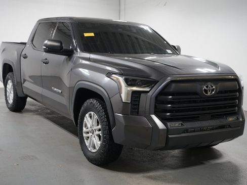 Used 2023 Toyota Tundra SR5 w/ SR5 Convenience Package RWD image 3