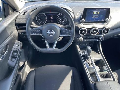 Used 2024 Nissan Sentra SV FWD image 12