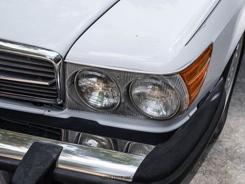Used 1988 Mercedes-Benz 560 SL image 88