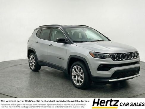 Used 2025 Jeep Compass Limited AWD/4WD image 1