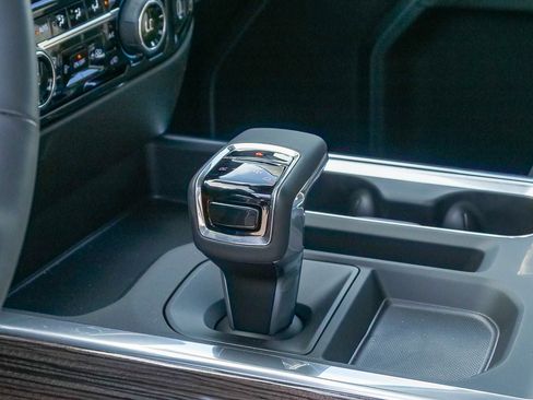 New 2026 Chevrolet Silverado 1500 RST w/ Convenience Package II AWD/4WD image 18