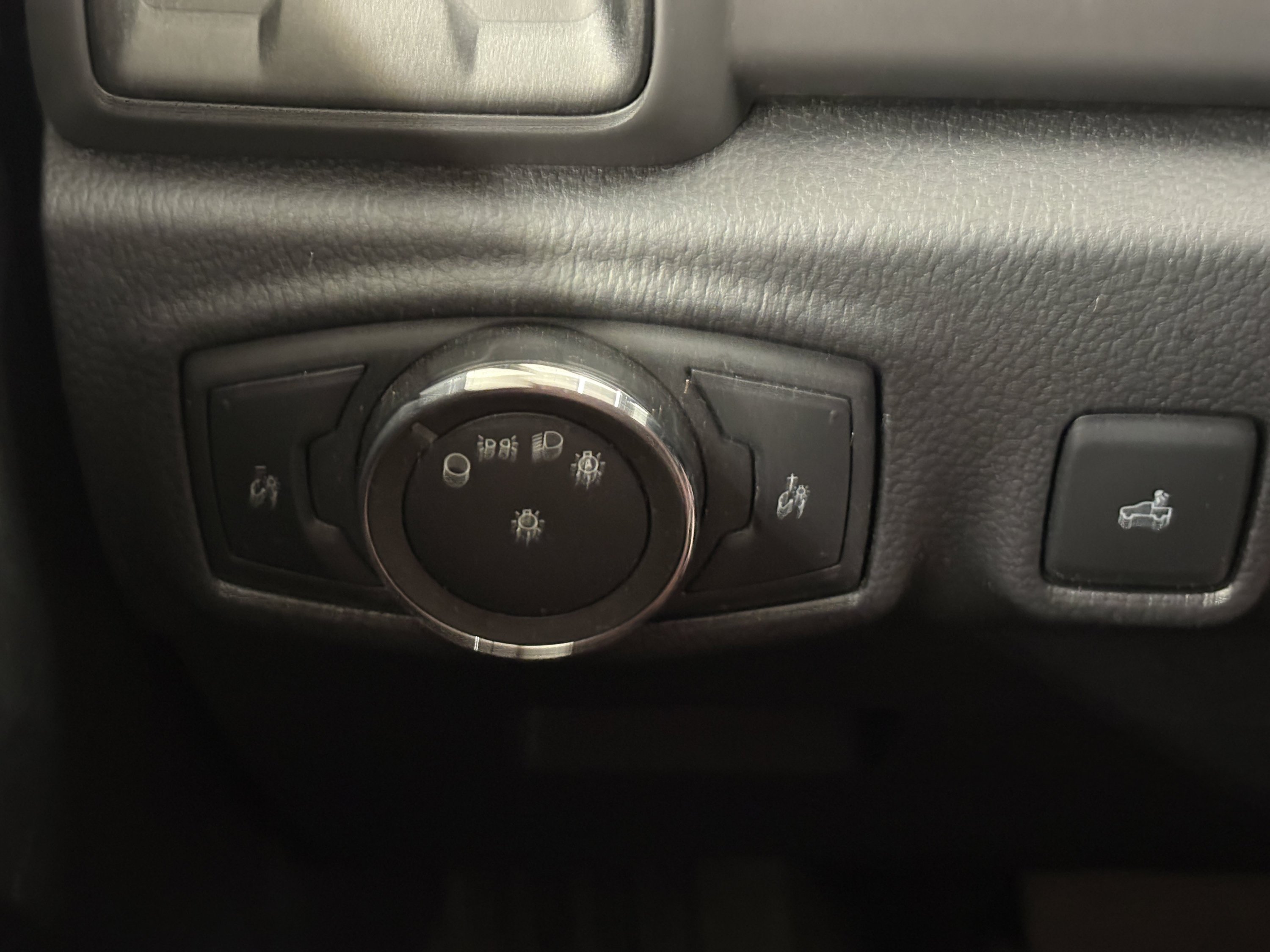 Used 2021 Ford Ranger XL w/ Equipment Group 101A High RWD image 18