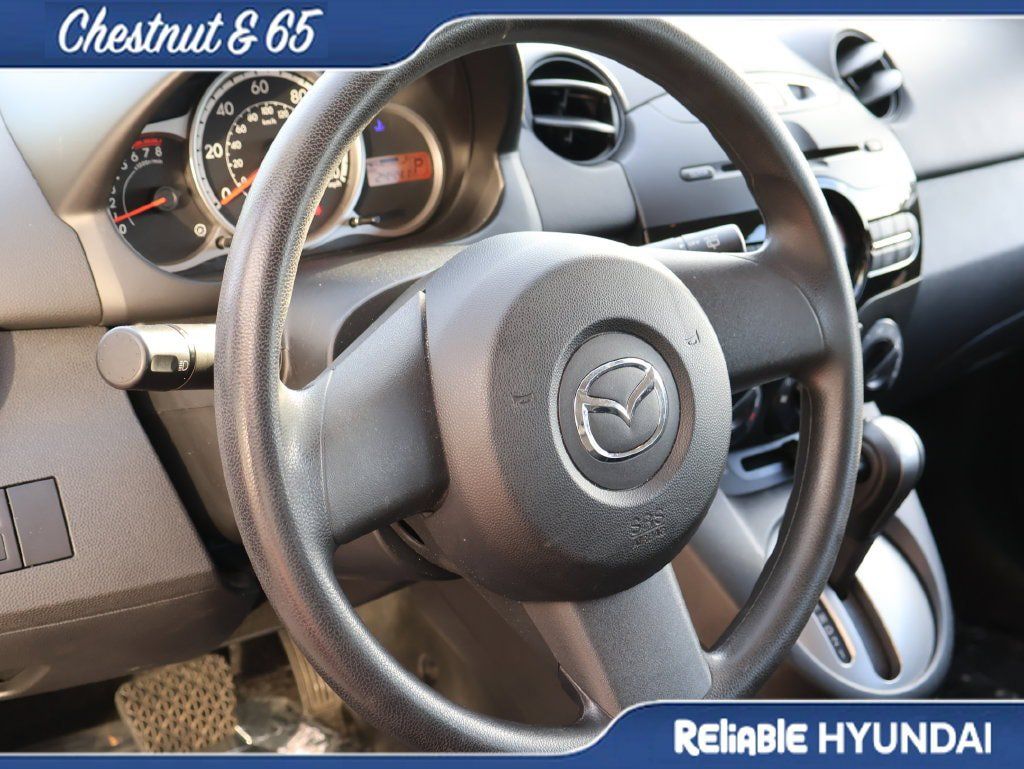 Used 2014 MAZDA MAZDA2 Sport FWD image 50