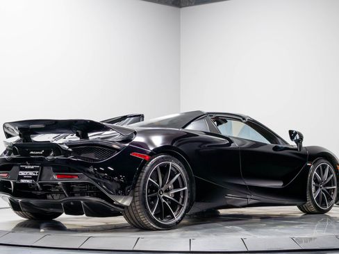 Used 2019 McLaren 720S Luxury RWD image 15
