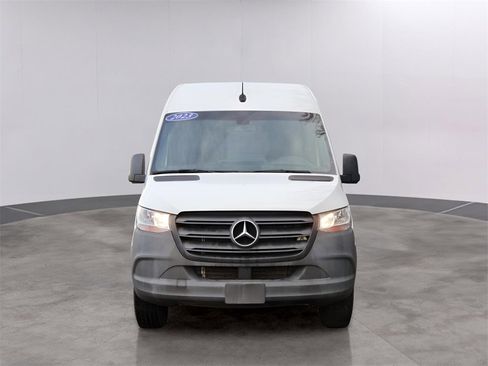 Used 2023 Mercedes-Benz Sprinter 144 Cargo image 2