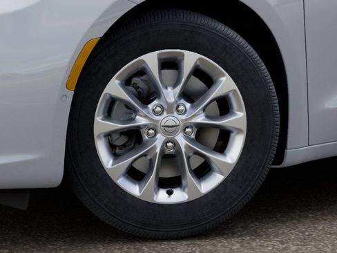 Used 2026 Chrysler Pacifica Select AWD/4WD image 9
