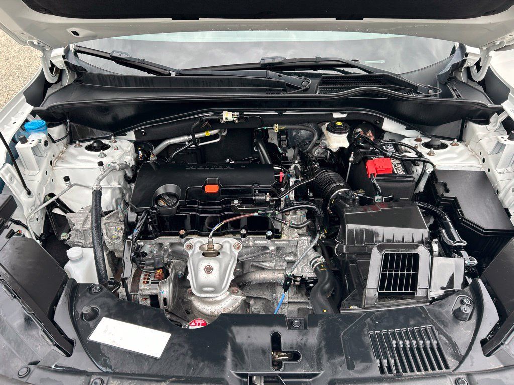 Used 2025 Honda HR-V Sport image 25