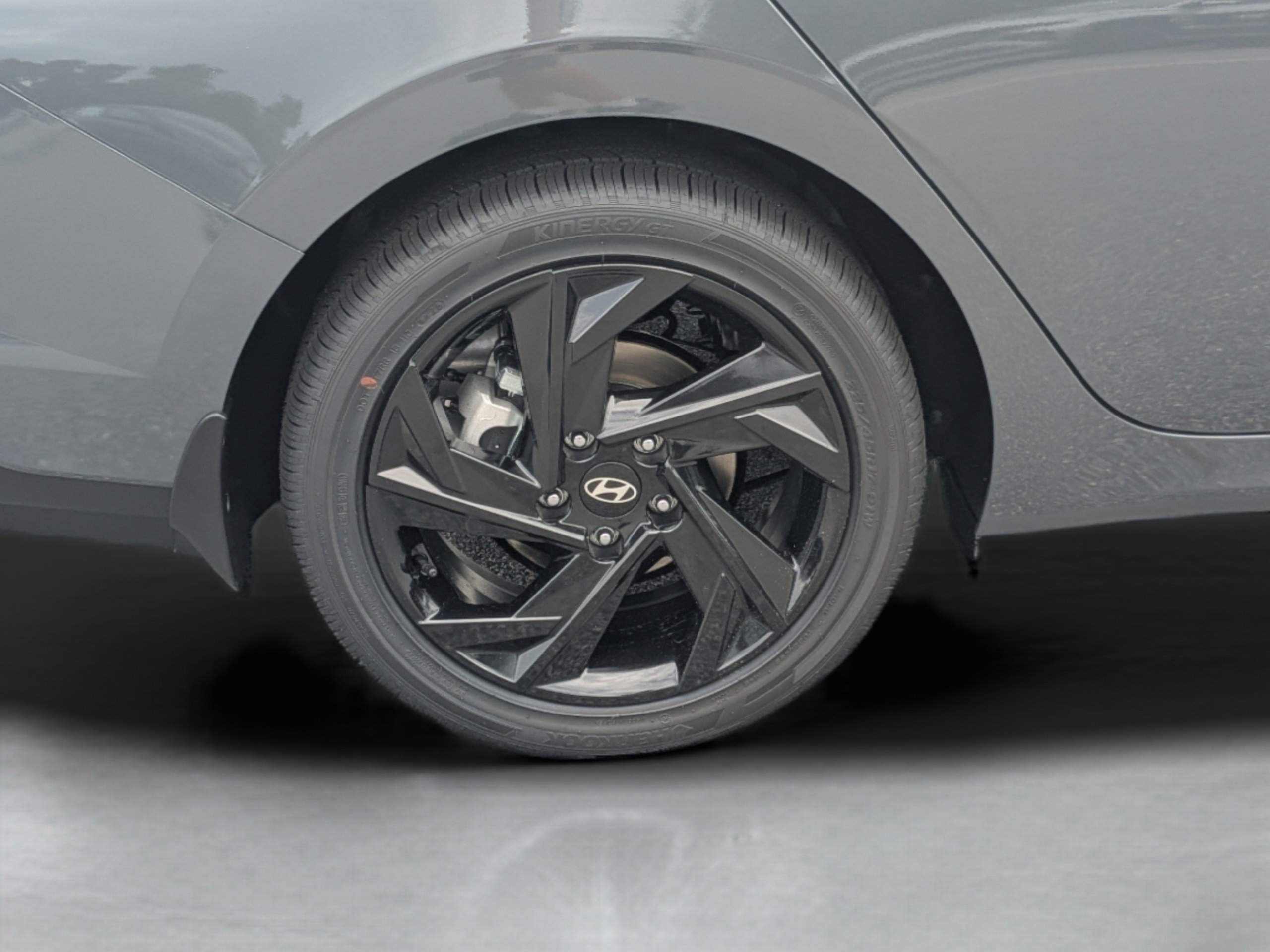 New 2026 Hyundai Elantra SEL Sport FWD image 13