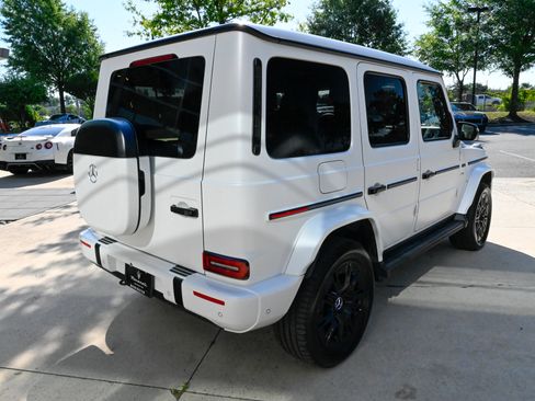 Used 2025 Mercedes-Benz G 580 w/ EQ Technology image 5