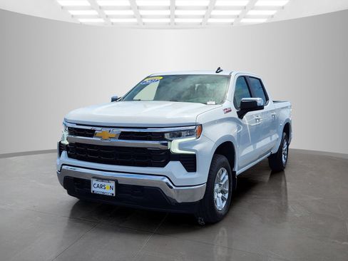 Used 2023 Chevrolet Silverado 1500 LT AWD/4WD image 3