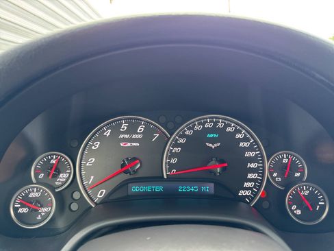 Used 2011 Chevrolet Corvette Z06 w/ Preferred Equipment Group RWD image 24