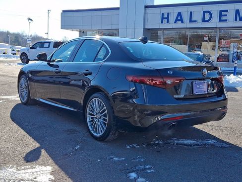 Used 2017 Alfa Romeo Giulia Ti w/ TI Lusso Light Wood Package image 5