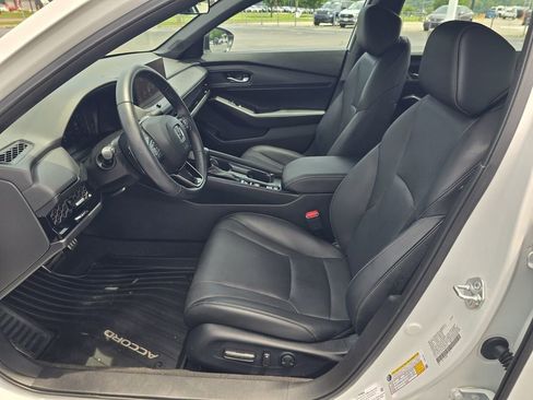Used 2023 Honda Accord Sport image 11