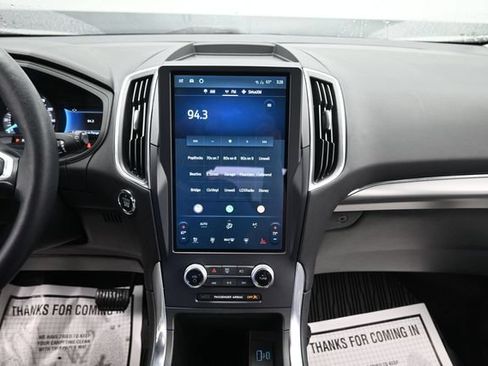 Used 2024 Ford Edge Titanium AWD/4WD image 18