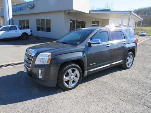 Used 2013 GMC Terrain SLT AWD/4WD image 1