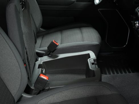 New 2026 GMC Sierra 1500 Elevation image 17