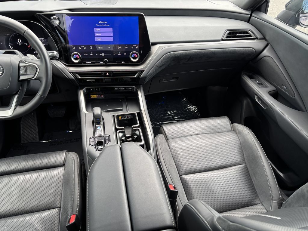 Used 2024 Lexus TX 350 AWD w/ Technology Package image 21