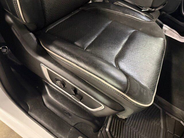 Used 2022 RAM 1500 Laramie w/ Off Road Group AWD/4WD image 10