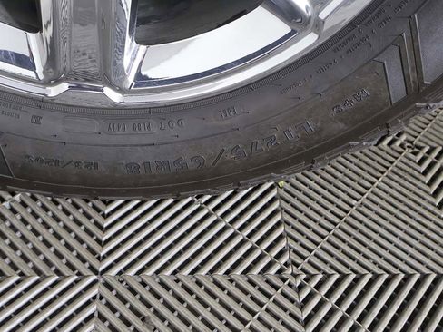 Used 2025 Ford F150 XLT w/ Equipment Group 301A Standard image 19