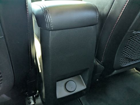 Used 2017 Chevrolet Equinox LT w/ Sport Edition image 14